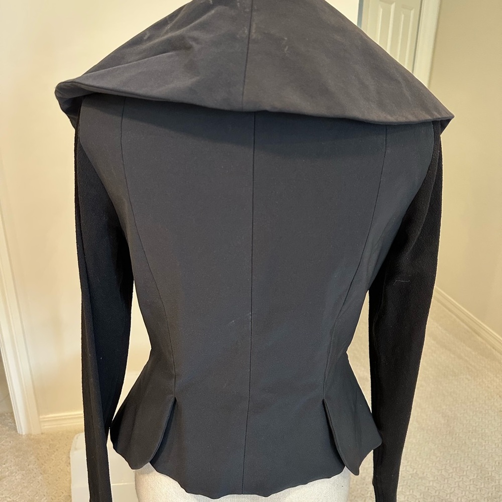 Charles Chang-Lima black suit - Picture 3 of 10